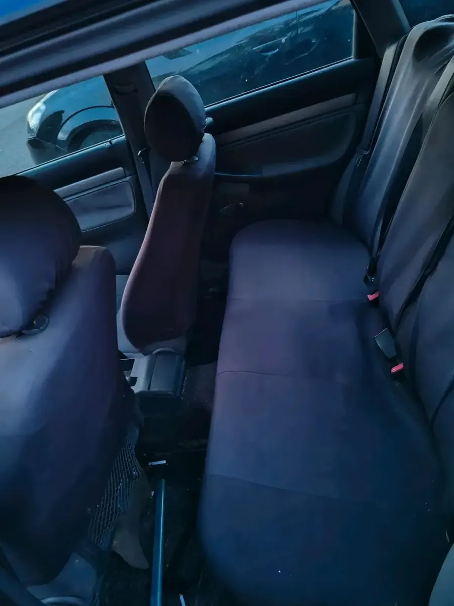 Gebraucht Audi A4 125 PS (91 kW) 1998 Blau Kombi
