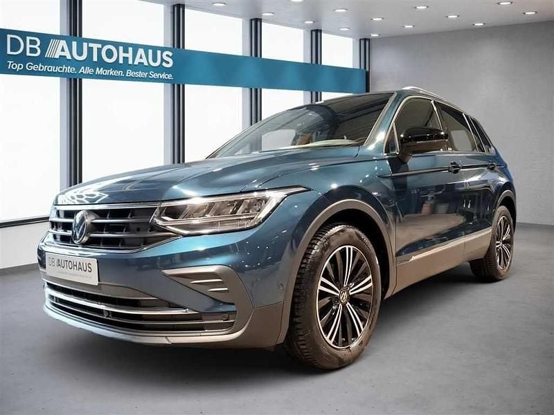 Gebraucht VW Tiguan Active 150 PS (110 kW) 2023 Blau SUV