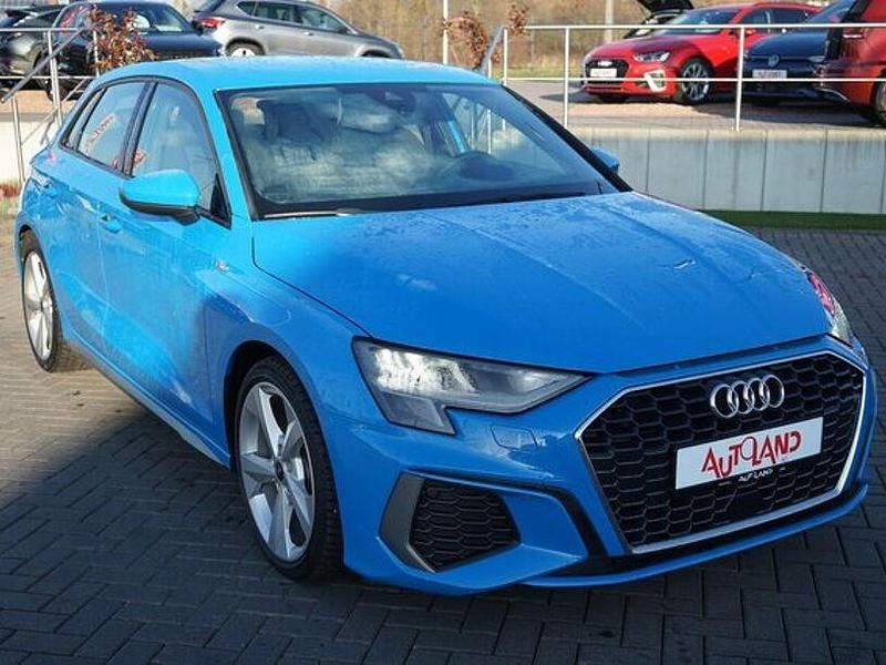 Gebraucht Audi A3 S-Line 150 PS (110 kW) 2022 Blau Limousine