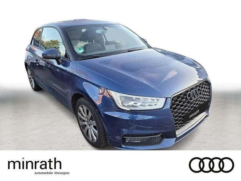 Blau Gebraucht 2015 Audi A1 Advanced Limousine | 11.240 € (Fairer Preis) - Bild 1/4