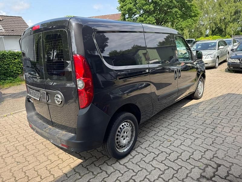 Gebraucht Opel Combo 95 PS (69 kW) 2017 Schwarz Van / Kleinbus