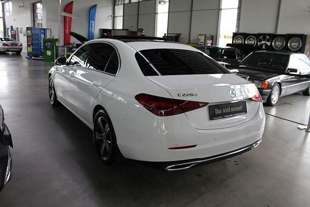 Gebraucht Mercedes C220 Advanced Plus 200 PS (147 kW) 2025 Weiß , polarweiß Limousine