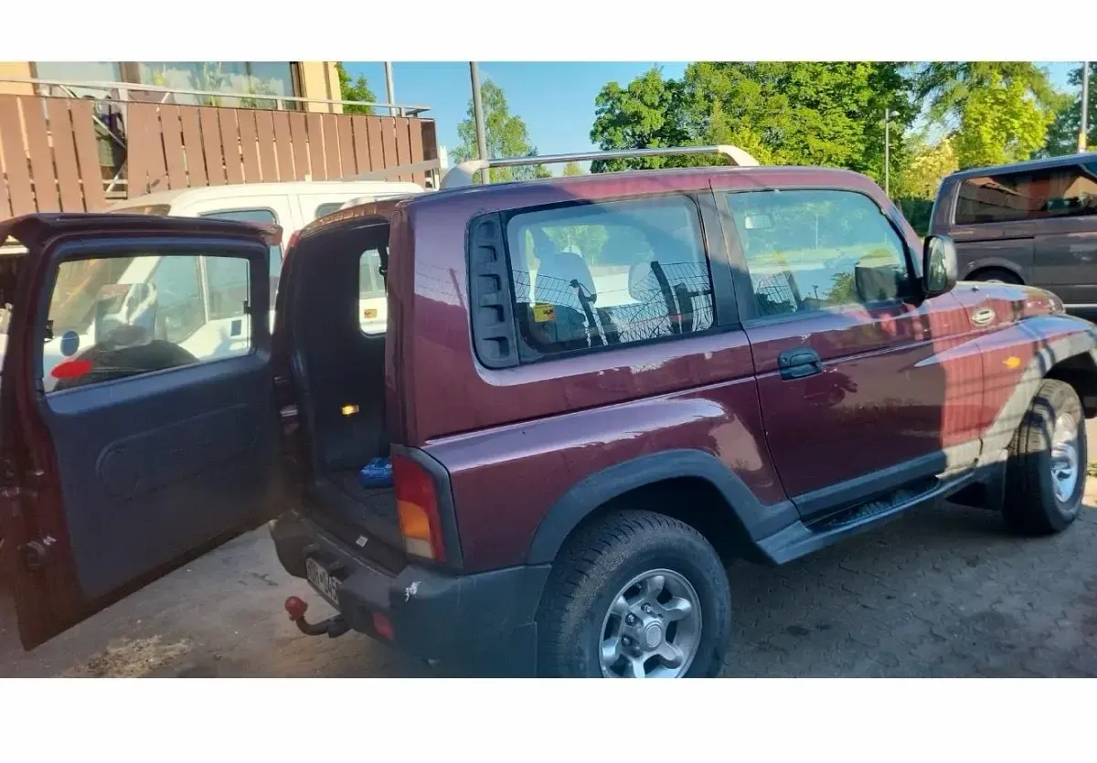 Gebraucht SsangYong Korando 150 PS (110 kW) 1997 Rot