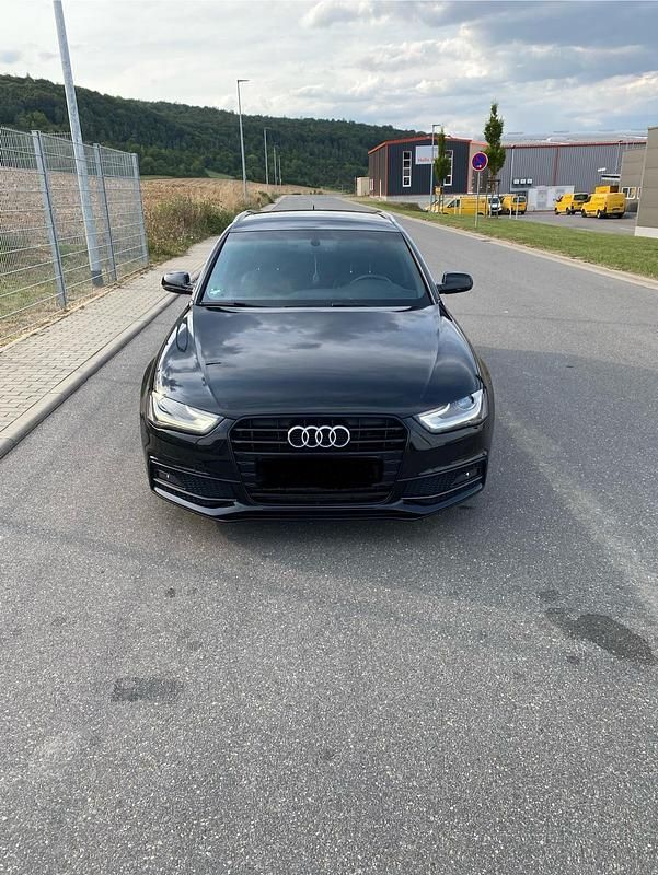Schwarz Gebraucht 2014 Audi A4 Kombi | 9.999 € (Teuer) - Bild 1/4
