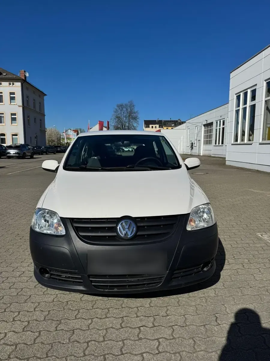Gebraucht VW Fox 75 PS (55 kW) 2008 Weiß Kleinwagen