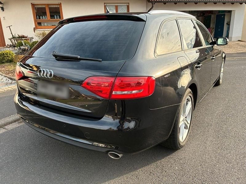 Gebraucht Audi A4 Ambition 204 PS (150 kW) 2013 Schwarz Kombi