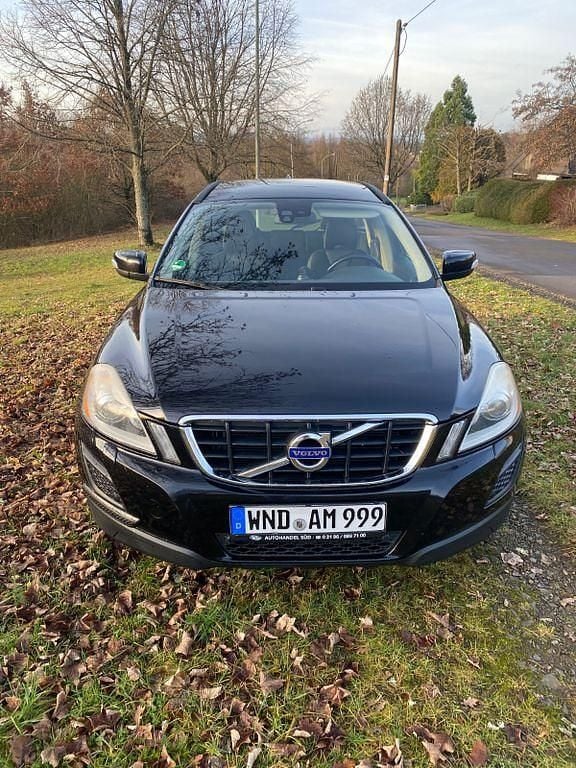 Gebraucht Volvo XC60 205 PS (150 kW) 2011 Schwarz SUV