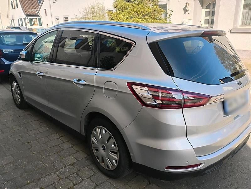 Occasion Ford S-MAX Titanium 150 ch (110 kW) 2016 Argent Monospace