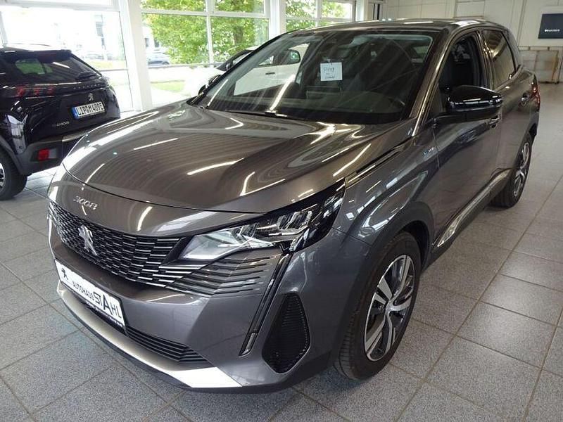 Grau Gebraucht 2022 Peugeot 3008 Allure SUV | 27.450 € (Fairer Preis) - Bild 1/4
