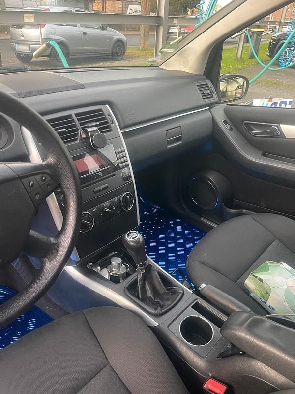 Gebraucht Mercedes B180 109 PS (80 kW) 2006 Schwarz Van / Kleinbus