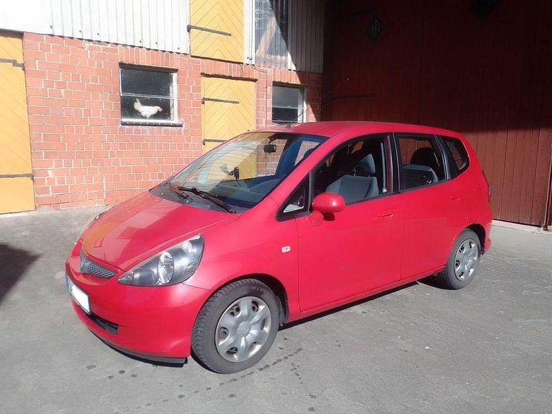 Gebraucht Honda Jazz Cool 77 PS (56 kW) 2007 Rot Kleinwagen