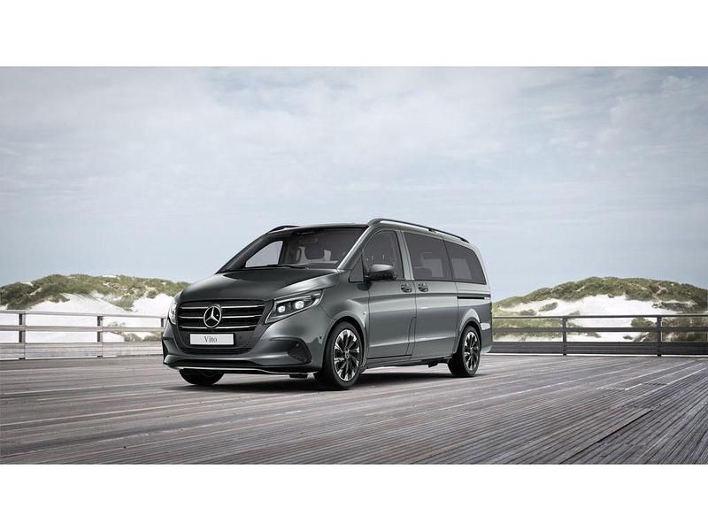 Gebraucht Mercedes Vito 237 PS (174 kW) 2025 Graphitgrau Van