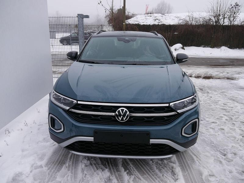 Neu VW T-Roc Style 150 PS (110 kW) 2026 Ravenna blue metallic SUV