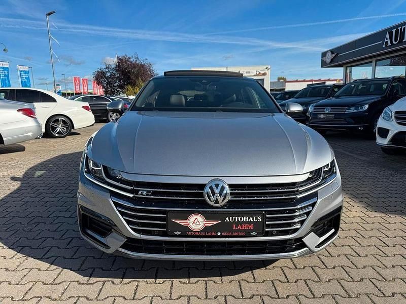 Gebraucht VW Arteon Sportline 150 PS (110 kW) 2018 Silber Kleinwagen