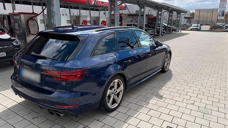 Gebraucht Audi S4 354 PS (260 kW) 2018 Blau Kombi