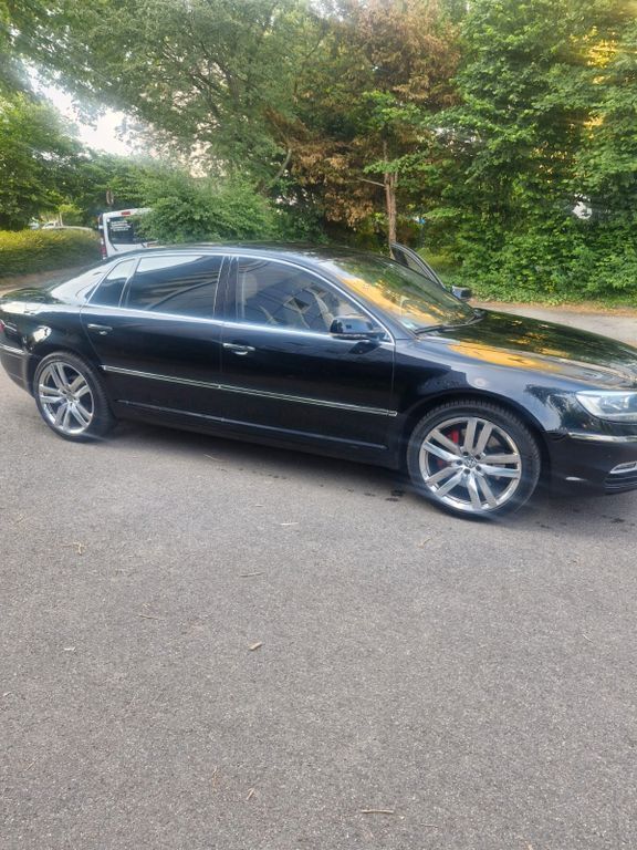Schwarz Gebraucht 2011 VW Phaeton Limousine | 9.000 € (Fairer Preis) - Bild 1/4