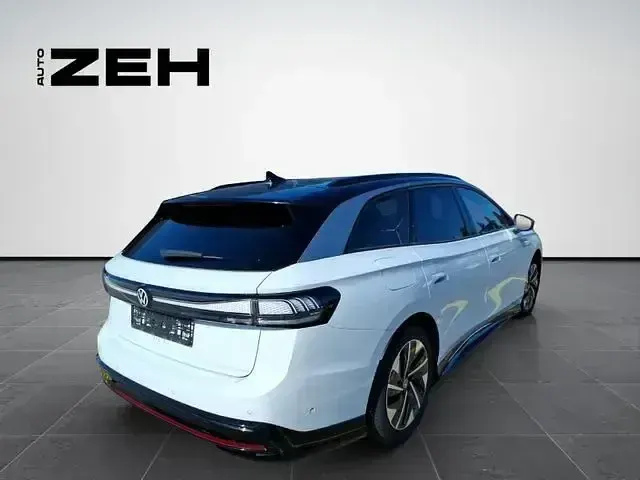 Gebraucht VW ID.7 Pro 210 kW (286 PS) 2025 Gletscherweiß metallic Kombi