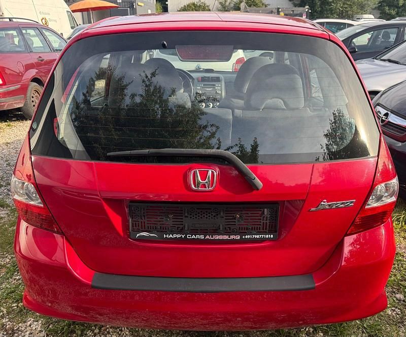 Gebraucht Honda Jazz 78 PS (57 kW) 2006 Rot Kleinwagen