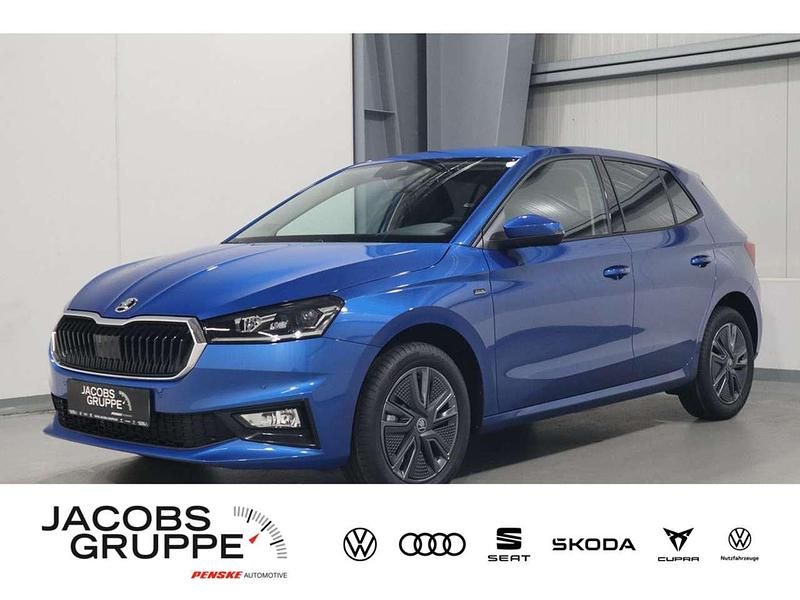 Raceblau Neu 2025 Skoda Fabia Tour Kleinwagen | 27.765 € (Teuer) - Bild 1/4