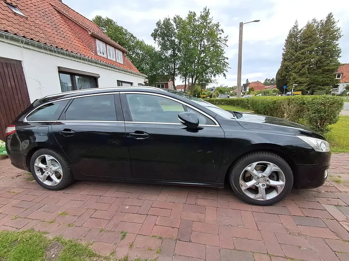 Gebraucht Peugeot 508 140 PS (102 kW) 2012 Schwarz Kombi