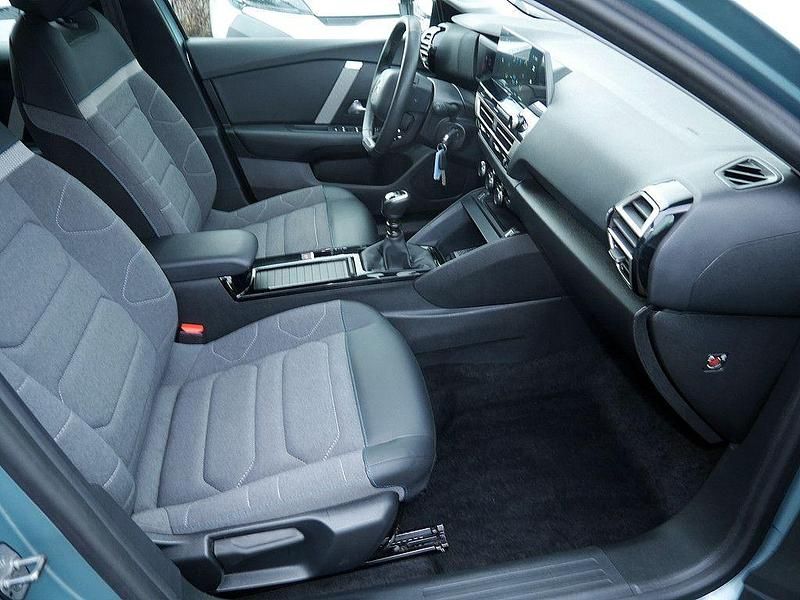 Gebraucht Citroën C4 PureTech 131 PS (96 kW) 2024 Blau SUV