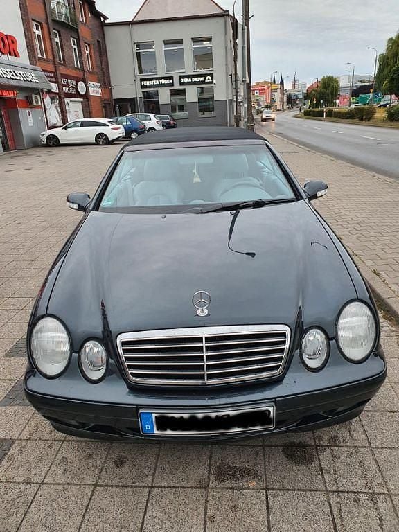Gebraucht Mercedes CLK230 Elegance 193 PS (141 kW) 2000 Blau Cabrio