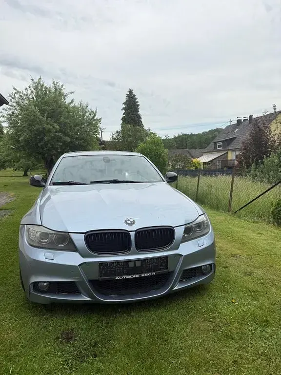 Gebraucht BMW 330 M Sport 272 PS (200 kW) 2009 Blau Limousine