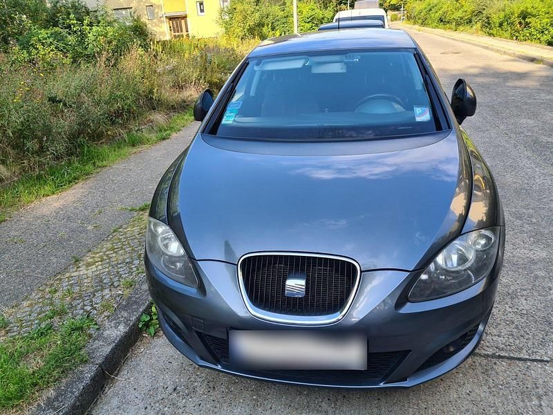 Gebraucht Seat Leon 105 PS (77 kW) 2012 Grau Kleinwagen