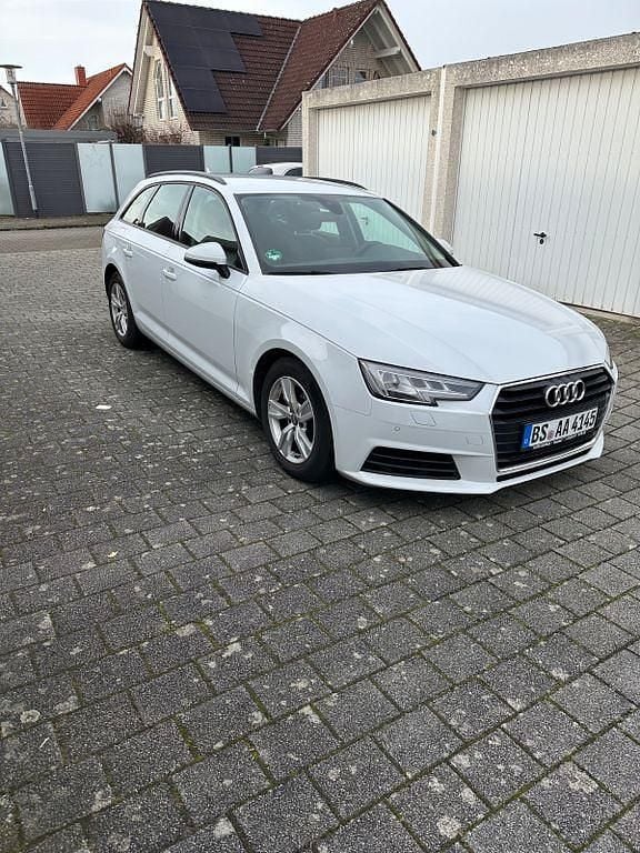 Gebraucht Audi A4 Design 150 PS (110 kW) 2016 Weiß Kombi
