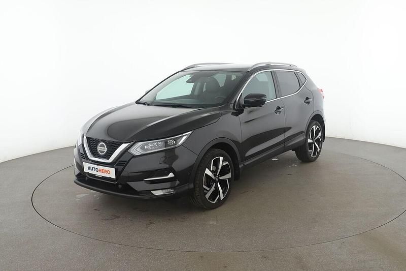 Schwarz Gebraucht 2020 Nissan Qashqai Acenta SUV | 19.070 € (Teuer) - Bild 1/3