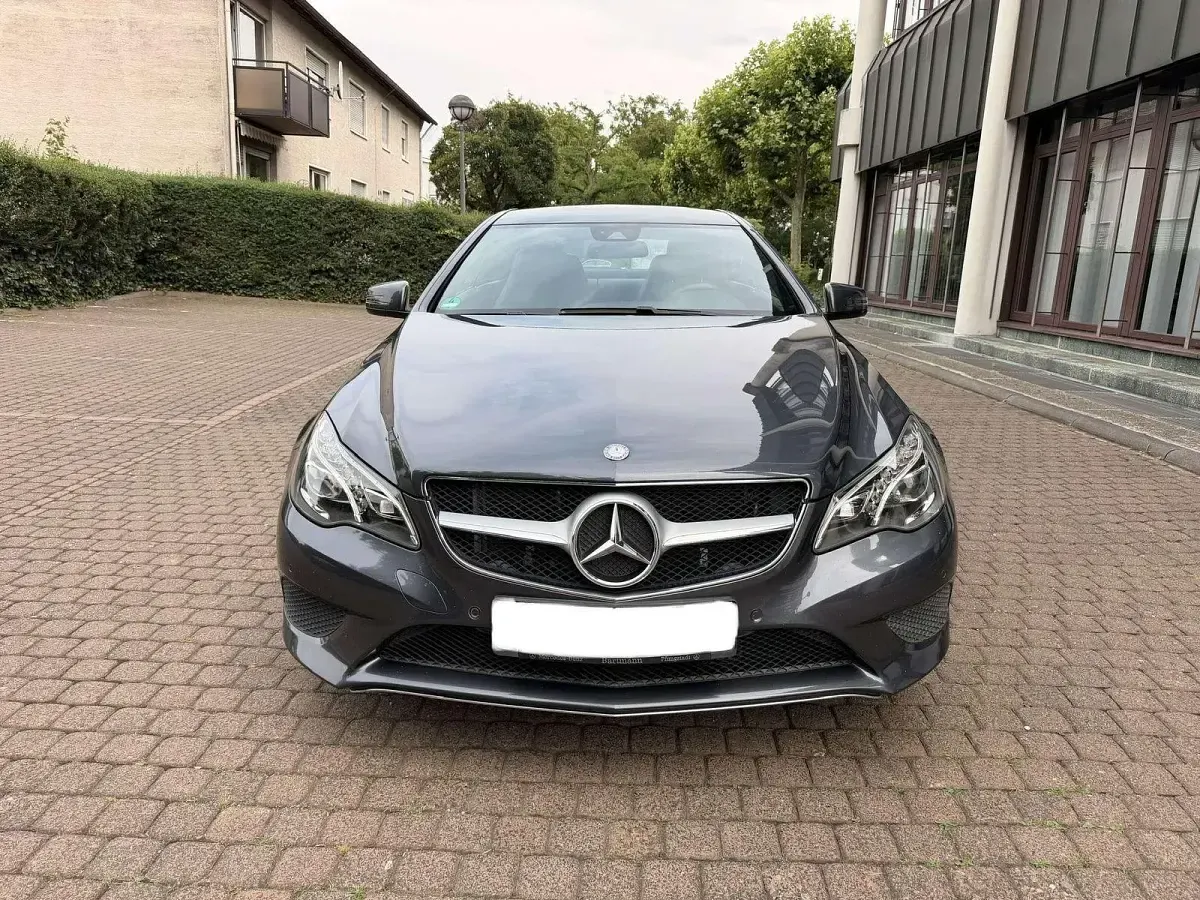 Gebraucht Mercedes E200 184 PS (135 kW) 2015 Grau Coupé