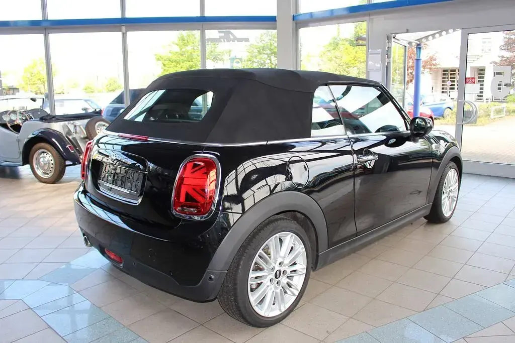 Gebraucht Mini Cooper Cabriolet 136 PS (100 kW) 2020 Schwarz Cabrio