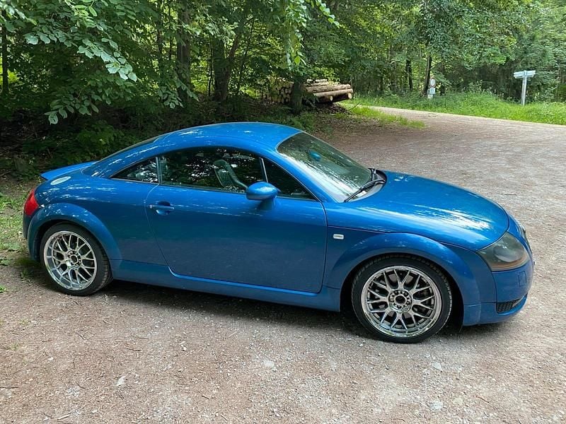 Blau Gebraucht 1999 Audi TT Coupé | 4.600 € (Fairer Preis) - Bild 1/4