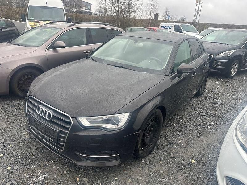 Gebraucht Audi A3 Ambition 122 PS (89 kW) 2013 Braun Limousine