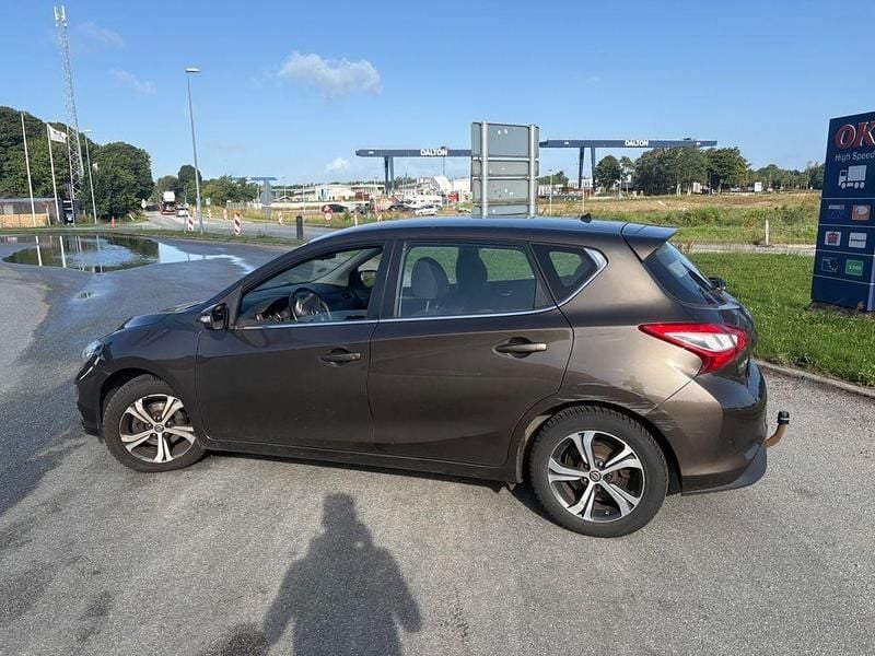 Gebraucht Nissan Pulsar Acenta 110 PS (80 kW) 2015 Braun Limousine