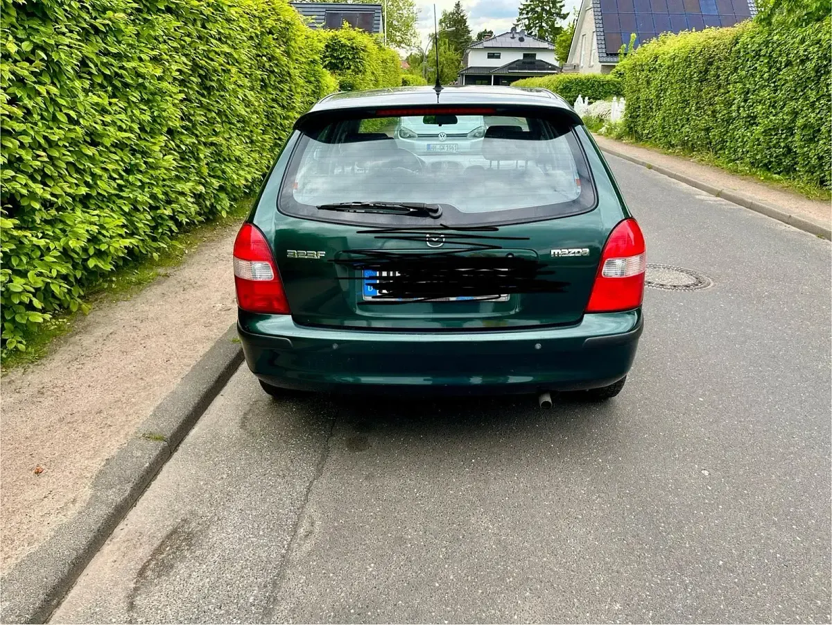 Gebraucht Mazda 323F 73 PS (53 kW) 1998 Grün Kombi