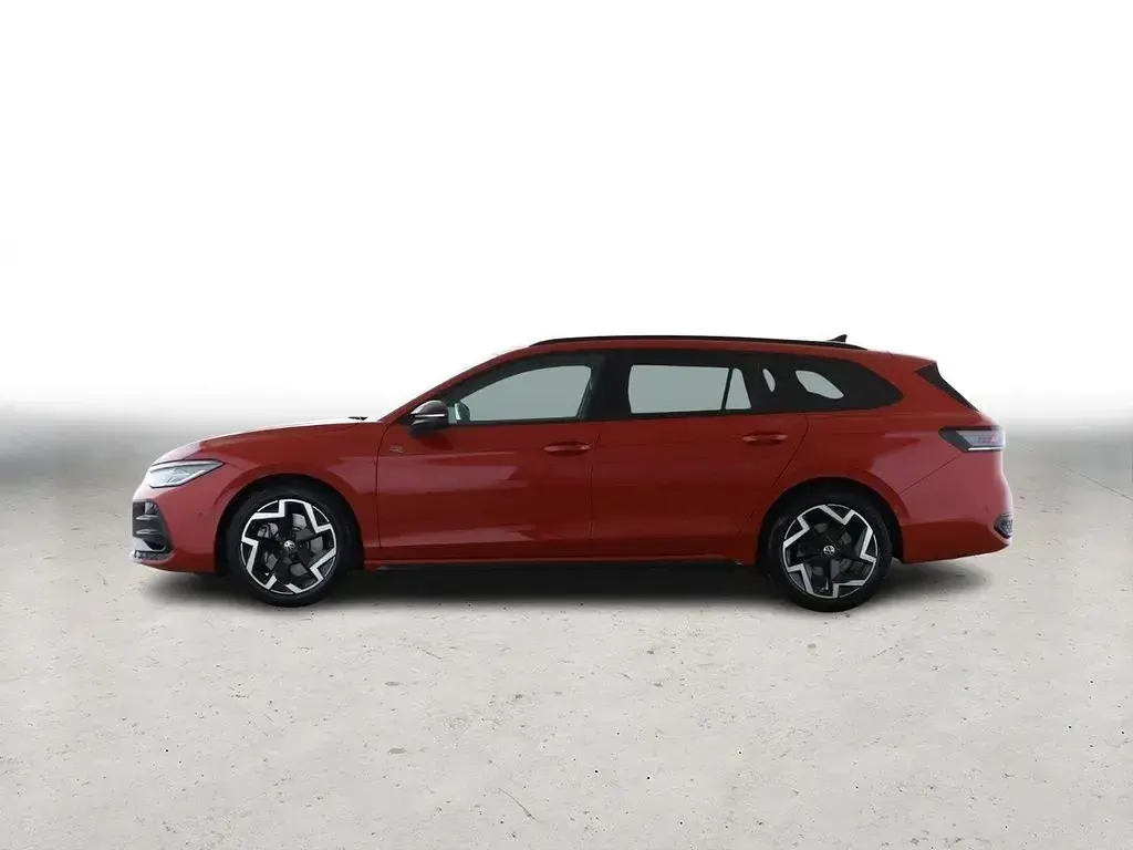 Gebraucht VW Passat R-line 193 PS (141 kW) 2025 Rot Kombi