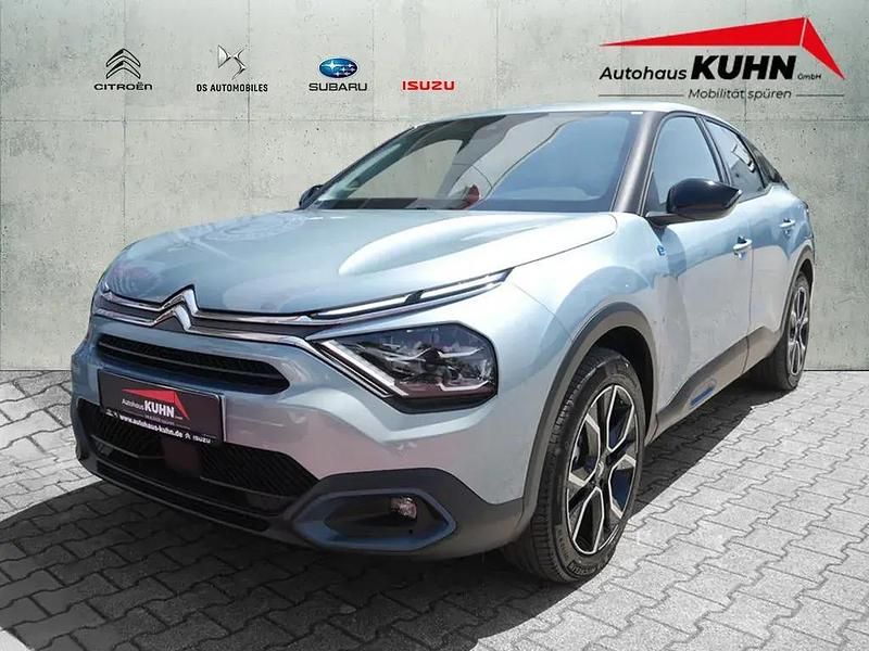 Olbia blau Gebraucht 2023 Citroën e-C4 Feel Limousine | 23.880 € (Teuer) - Bild 1/4