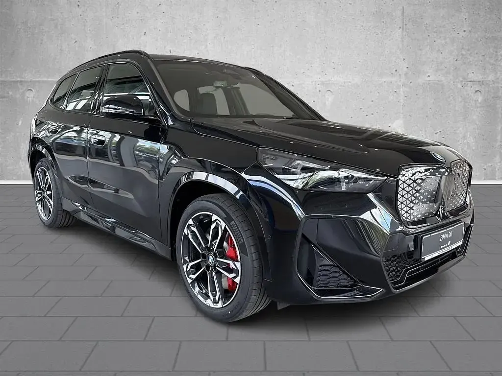 Ny BMW iX1 Performance 230 kW (313 HK) 2026 Sort SUV