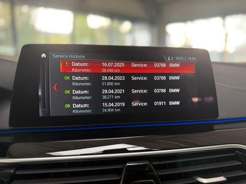 Gebraucht BMW 530 Luxury Line 252 PS (185 kW) 2018 Silber Kombi