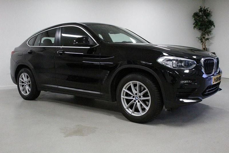 Gebraucht BMW X4 Executive 184 PS (135 kW) 2020 Schwarz SUV