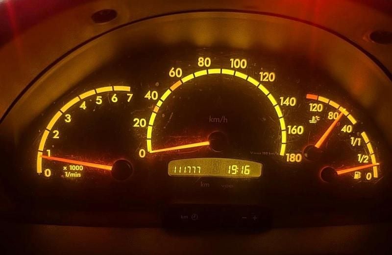 Gebraucht Mercedes Sprinter 129 PS (94 kW) 2001 Grün Van