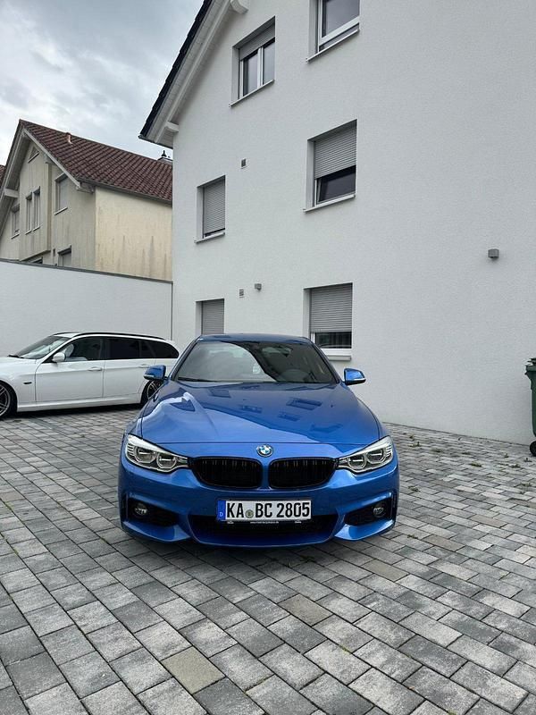 Blau Gebraucht 2014 BMW 435 M Performance Coupé | 26.999 € (Fairer Preis) - Bild 1/4