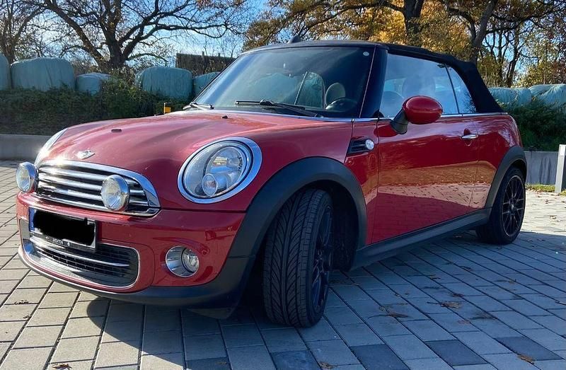 Rot Gebraucht 2012 Mini Cooper Kleinwagen | 11.400 € (Etwas zu teuer) - Bild 1/4