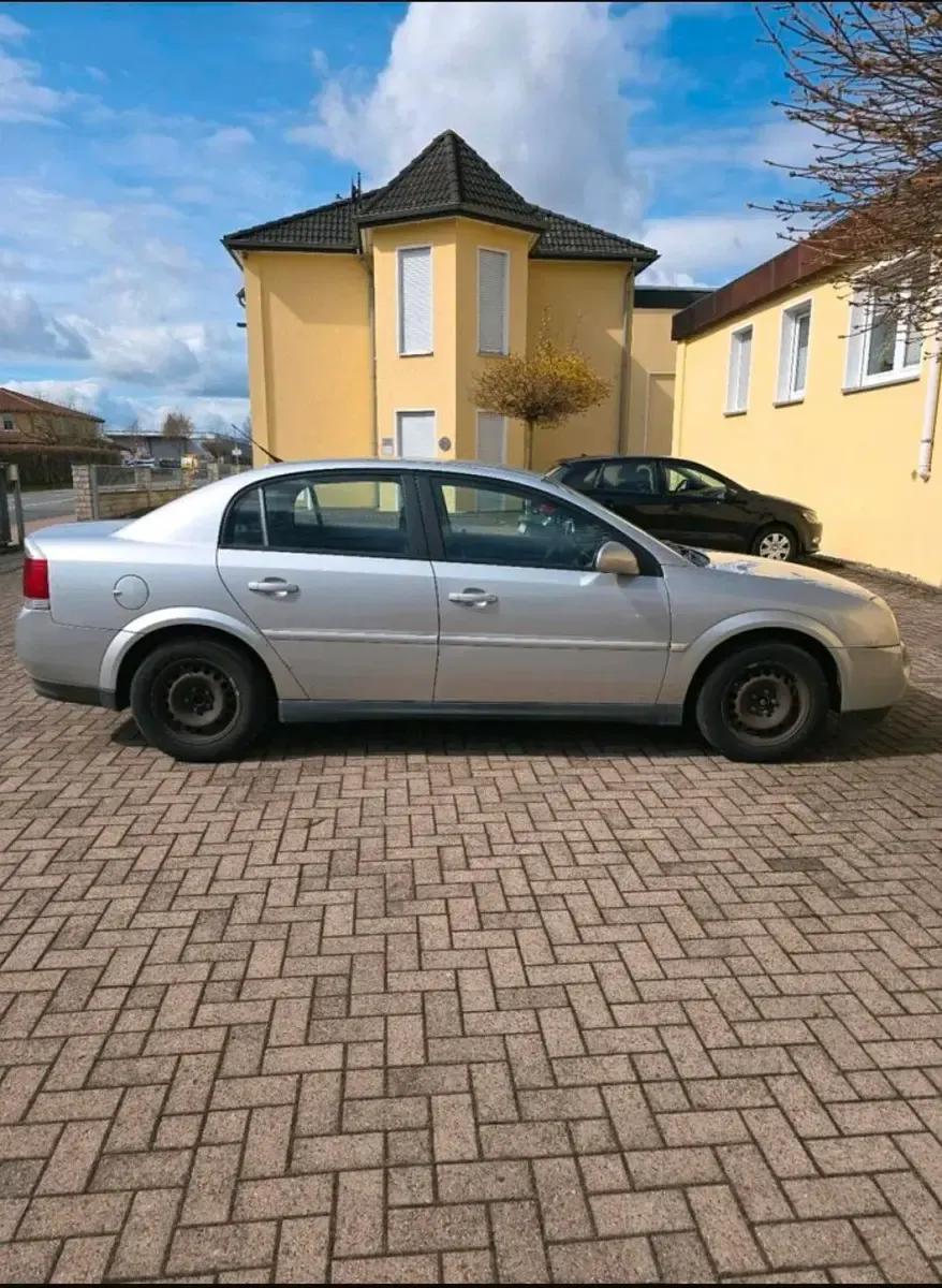 Gebraucht Opel Vectra 122 PS (89 kW) 2004 Grau Limousine
