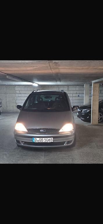 Gebraucht Ford Galaxy 116 PS (85 kW) 2005 Schwarz Van / Kleinbus