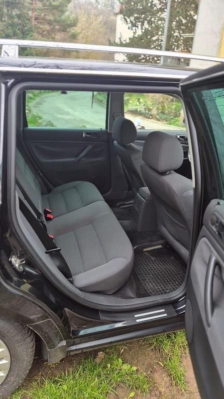 Używany VW Passat 130 KM (95 kW) 2004 Czarny Kombi