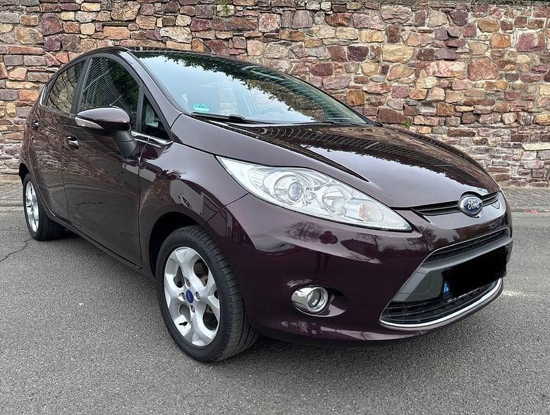 Gebraucht Ford Fiesta 82 PS (60 kW) 2011 Kleinwagen