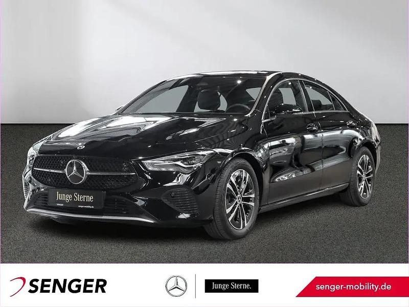 Schwarz Gebraucht 2024 Mercedes CLA180 Limousine | 30.680 € (Guter Preis) - Bild 1/1