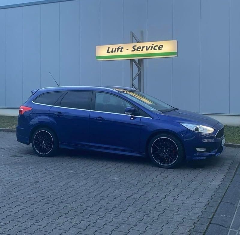 Gebraucht Ford Focus Sport 150 PS (110 kW) 2016 Blau Kombi